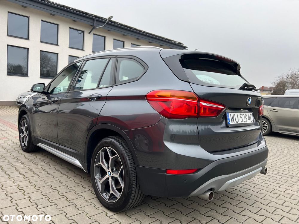BMW X1 xDrive25d Advantage - 4