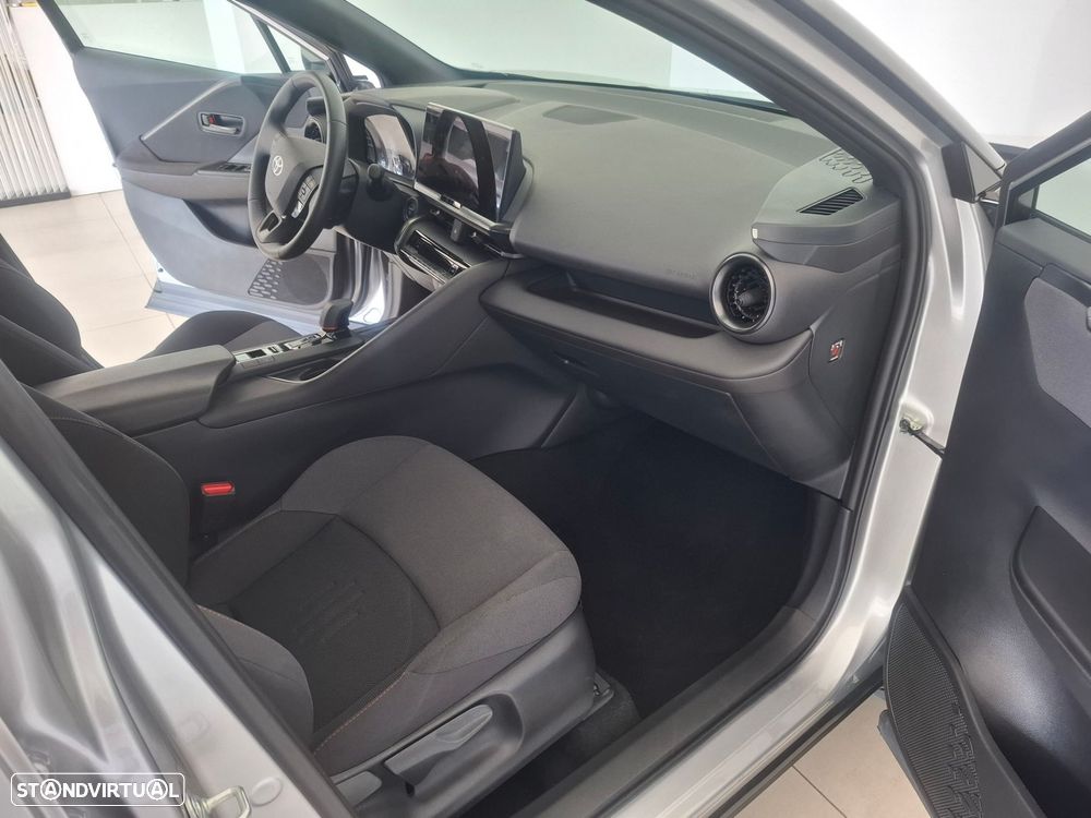Toyota C-HR 1.8 Hybrid Square Collection - 12