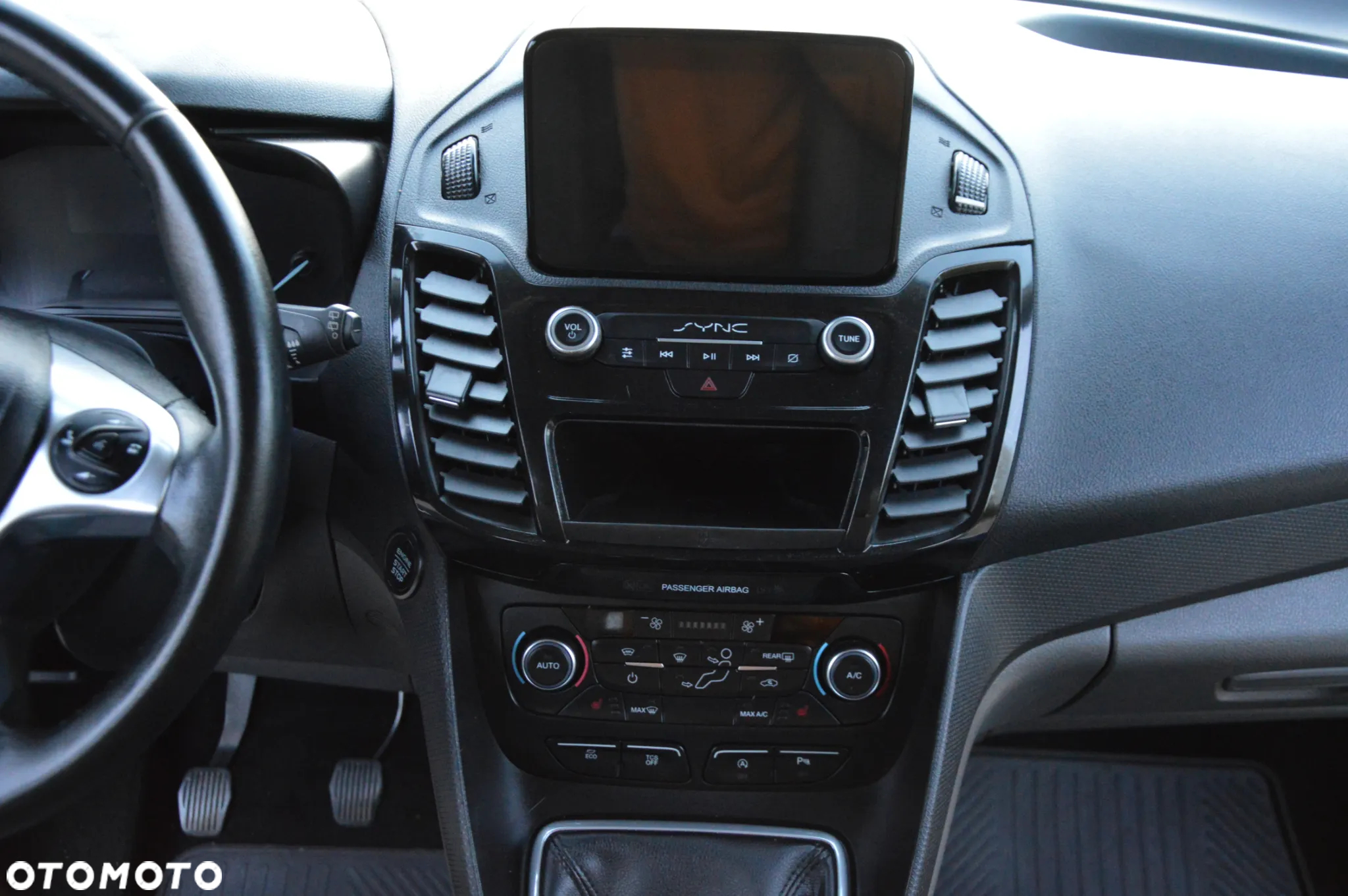 Ford Tourneo Connect 1.5 EcoBlue Start-Stop Titanium - 21