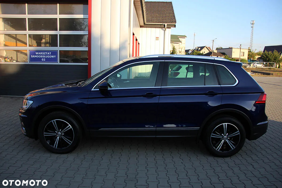 Volkswagen Tiguan ver-2-0-tdi-scr-4motion-bluemotion-tech-comfortline - 5
