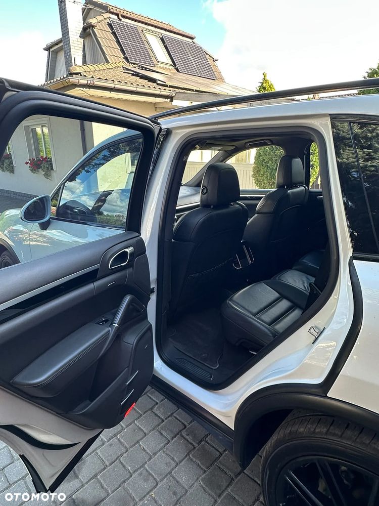 Porsche Cayenne Diesel Platinum Edition - 29