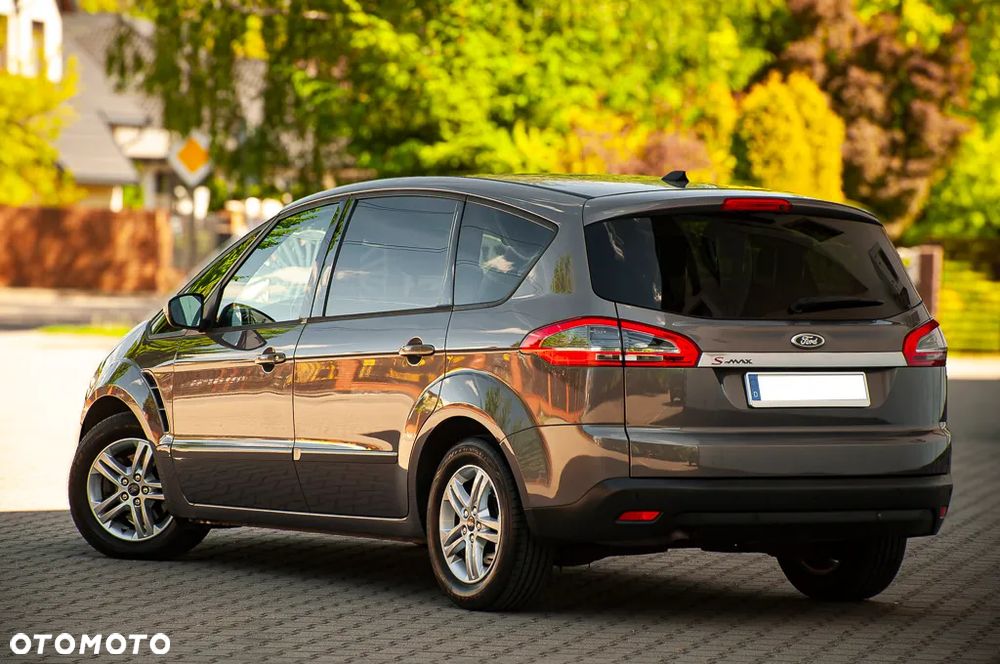 Ford S-Max 2.0 TDCi DPF Ambiente - 19