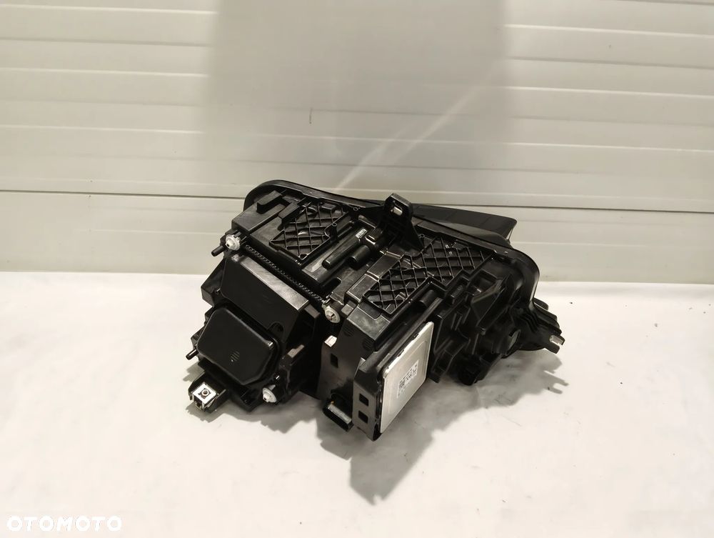 Audi A6 Etron 85E FULL LED PRZÓD STRONA PRAWA 85E941040R - 5