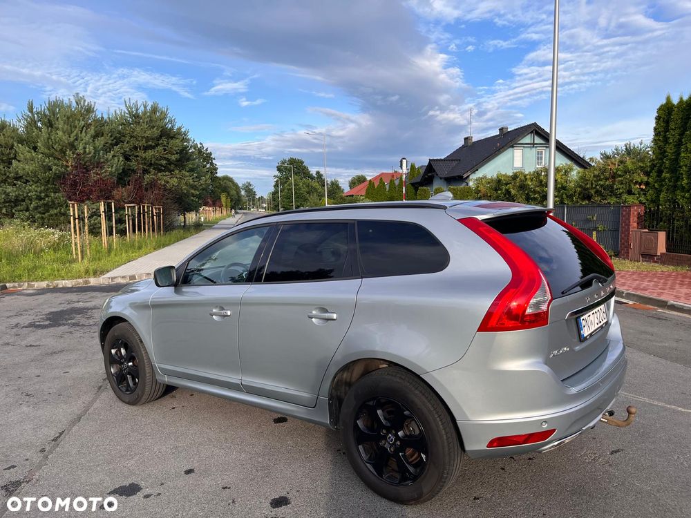 Volvo XC 60 D4 Drive-E Momentum - 16