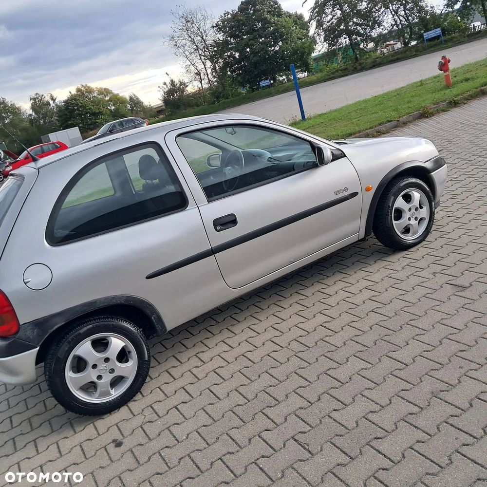 Opel Corsa - 15