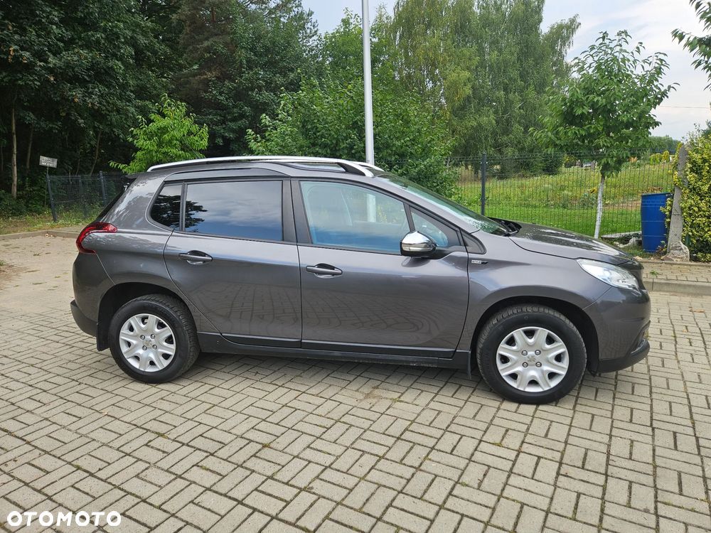 Peugeot 2008 1.6 BlueHDi Style - 19