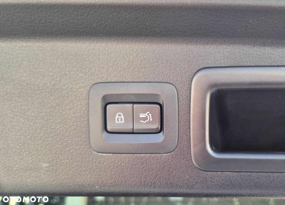 Mazda CX-30 2.0 mHEV Hikari 2WD - 20