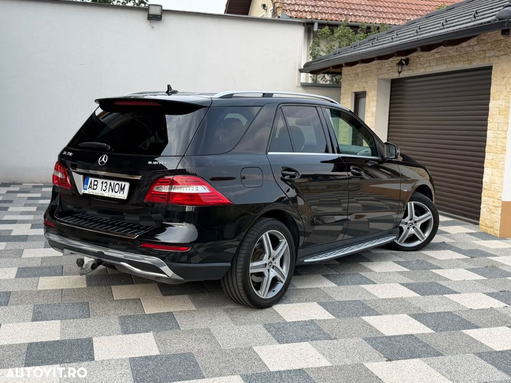 Mercedes-Benz ML 350 BlueTEC 4MATIC Aut - 17