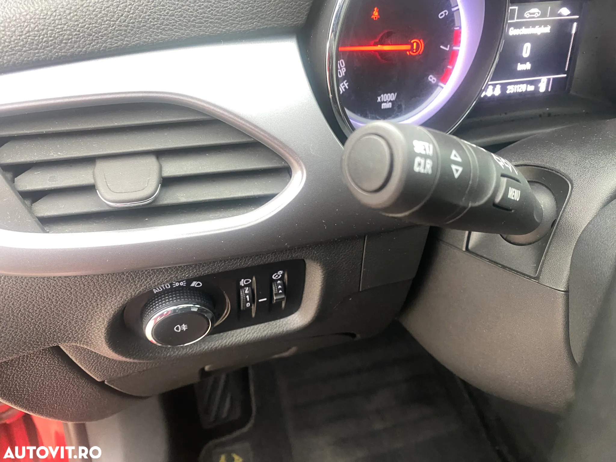 Opel Astra 1.4 Turbo Sports Tourer Business - 11