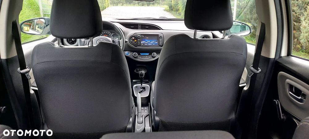 Toyota Yaris - 16