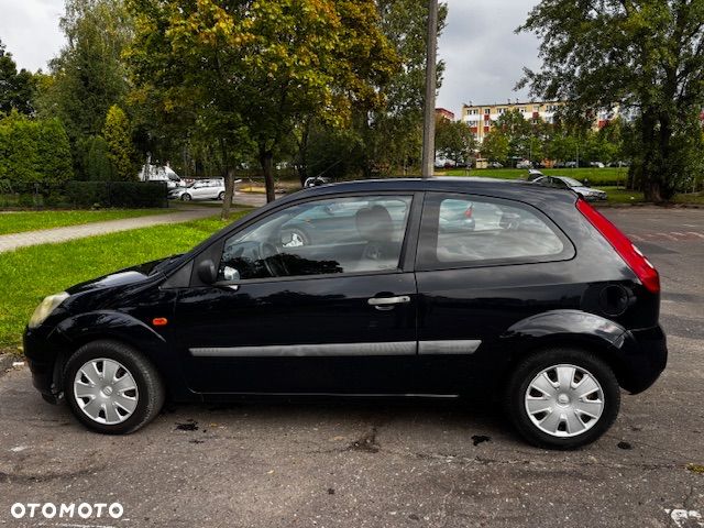 Ford Fiesta 1.3 Ambiente - 4