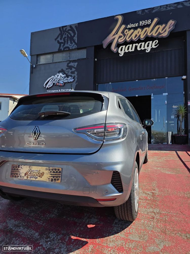 Renault Clio - 14