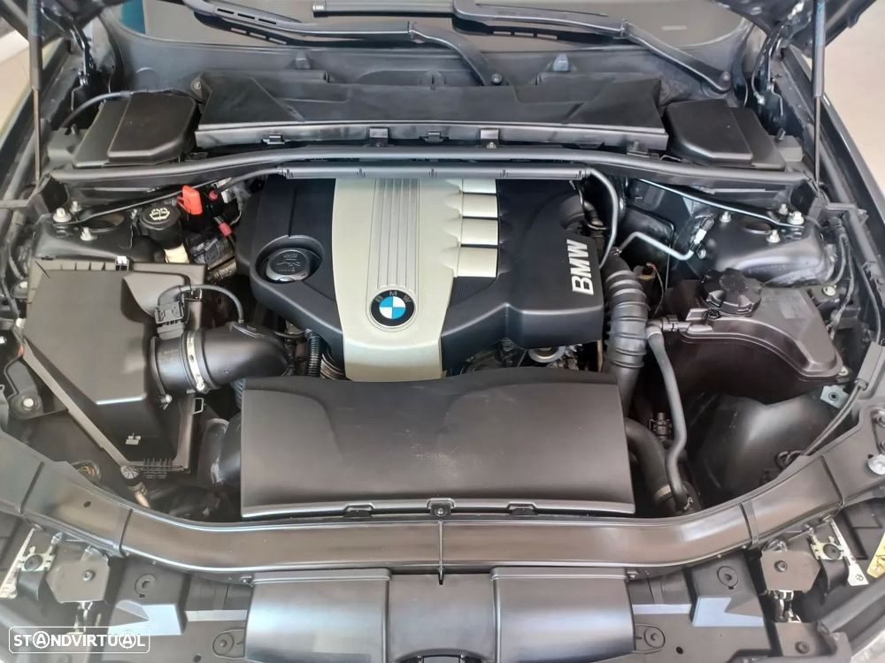 BMW 318 d - 36