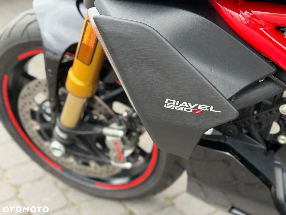 Ducati Diavel - 19