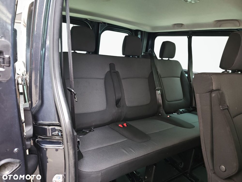 Renault Trafic - 30
