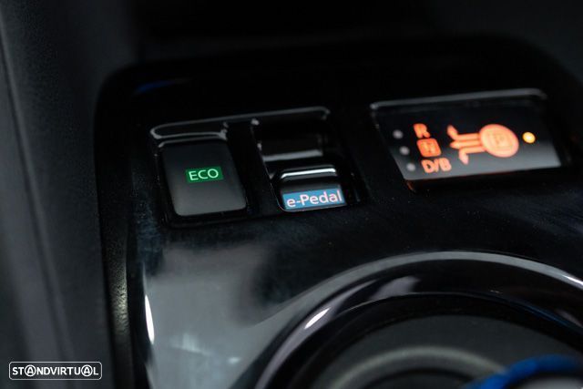 Nissan Leaf N-Connecta Full Led - 43