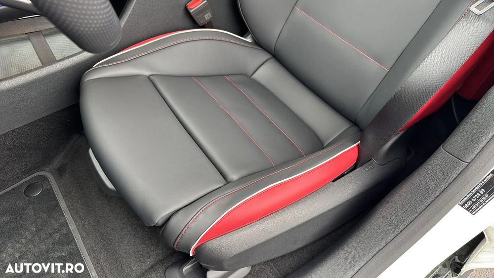 Mercedes-Benz CLA - 12