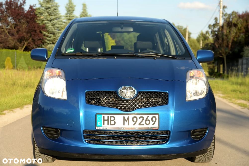 Toyota Yaris 1.0 VVT-i - 12
