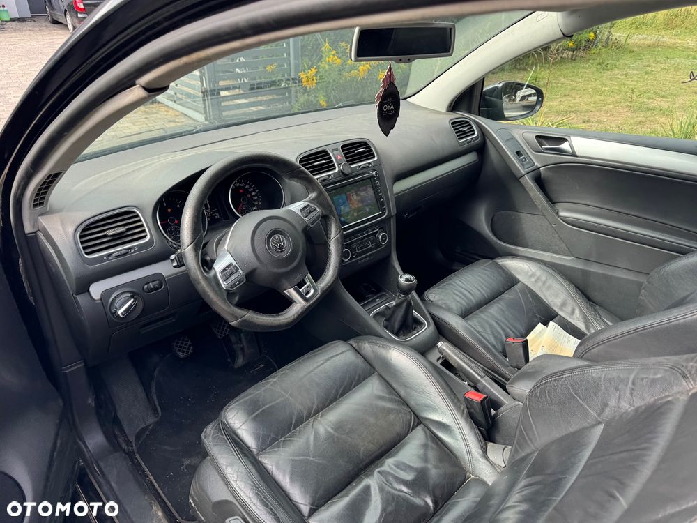 Volkswagen Golf 2.0 TDI DPF MATCH - 8