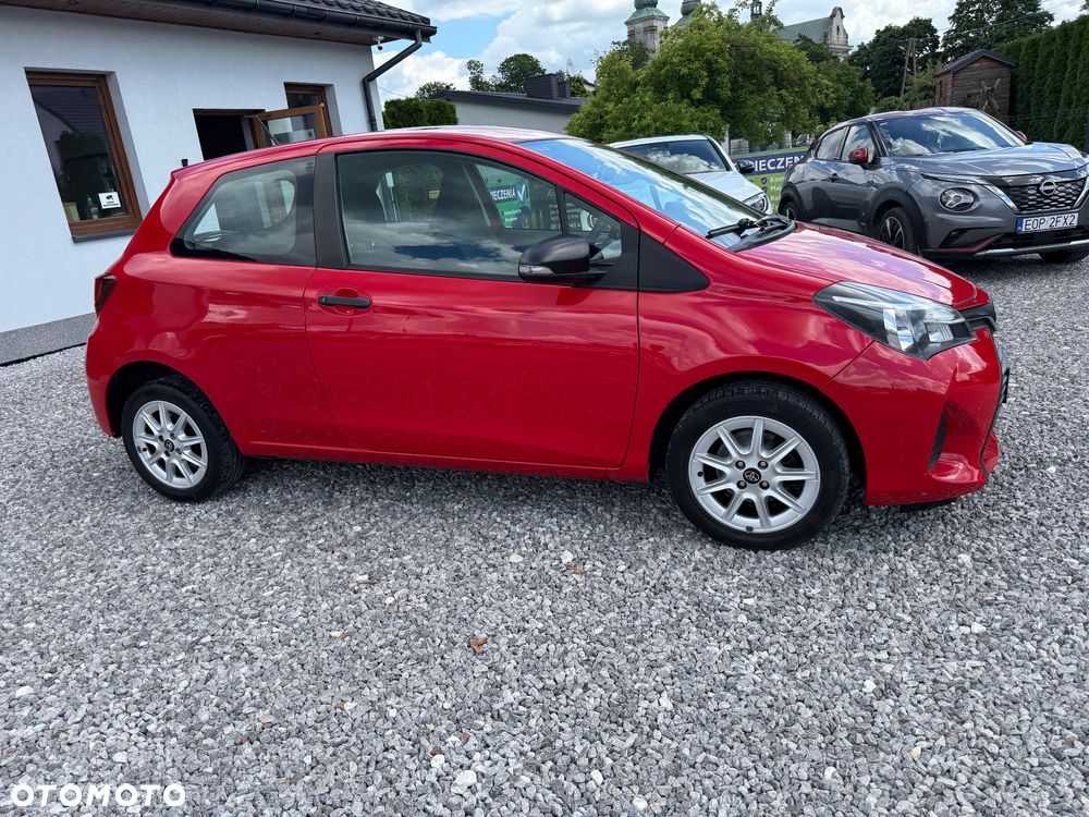 Toyota Yaris 1.0 Entry EU5 - 22