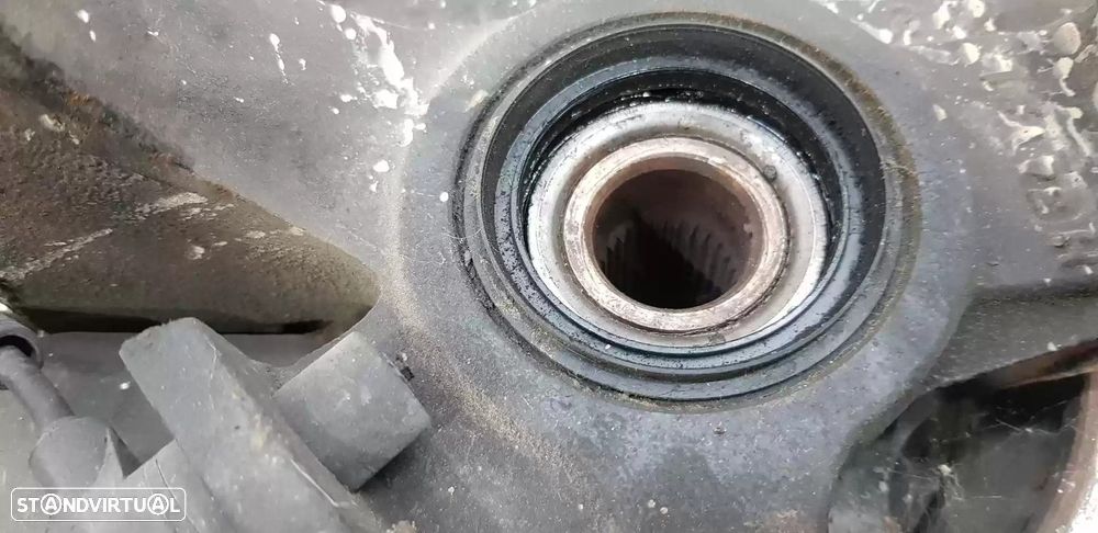 MANGA DE EIXO FRONTAL ESQUERDA KIA CARNIVAL II 2003 -K56B33031 - 4