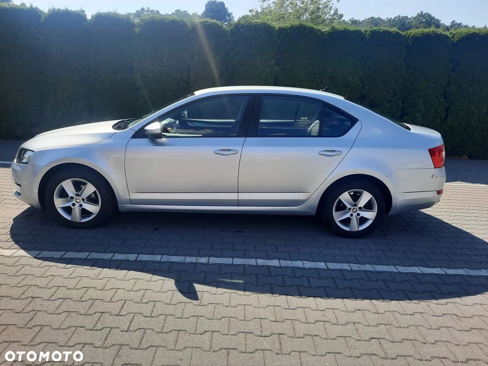 Skoda Octavia 1.6 TDI Ambition - 4