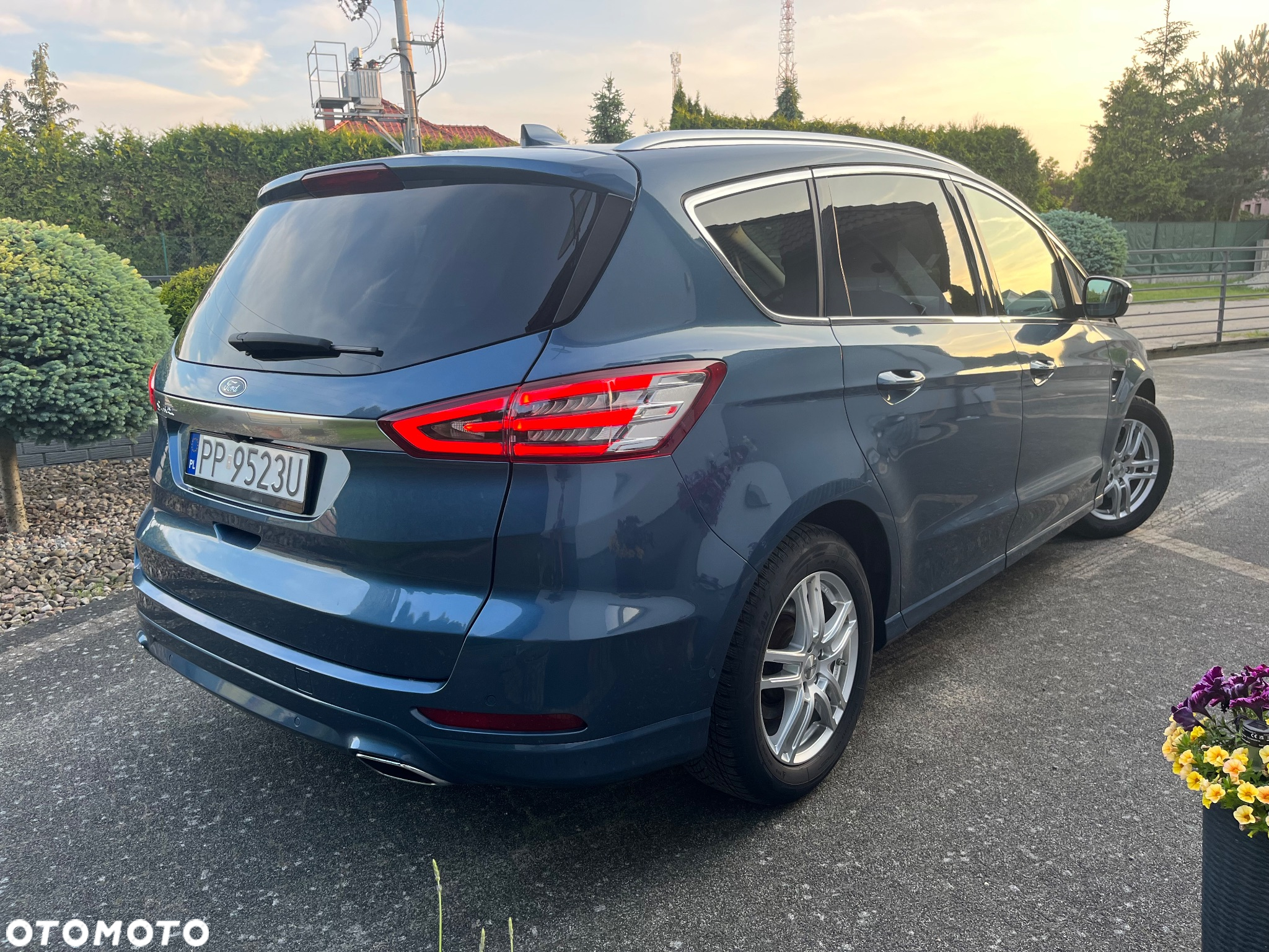 Ford S-Max 2.0 EcoBlue Titanium - 4