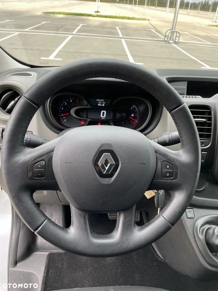 Renault Trafic L2H2 - 10