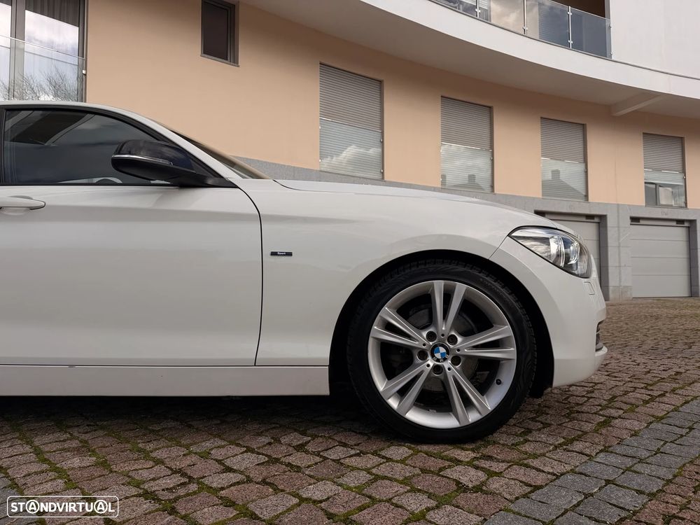 BMW 118 i Sport Line - 16