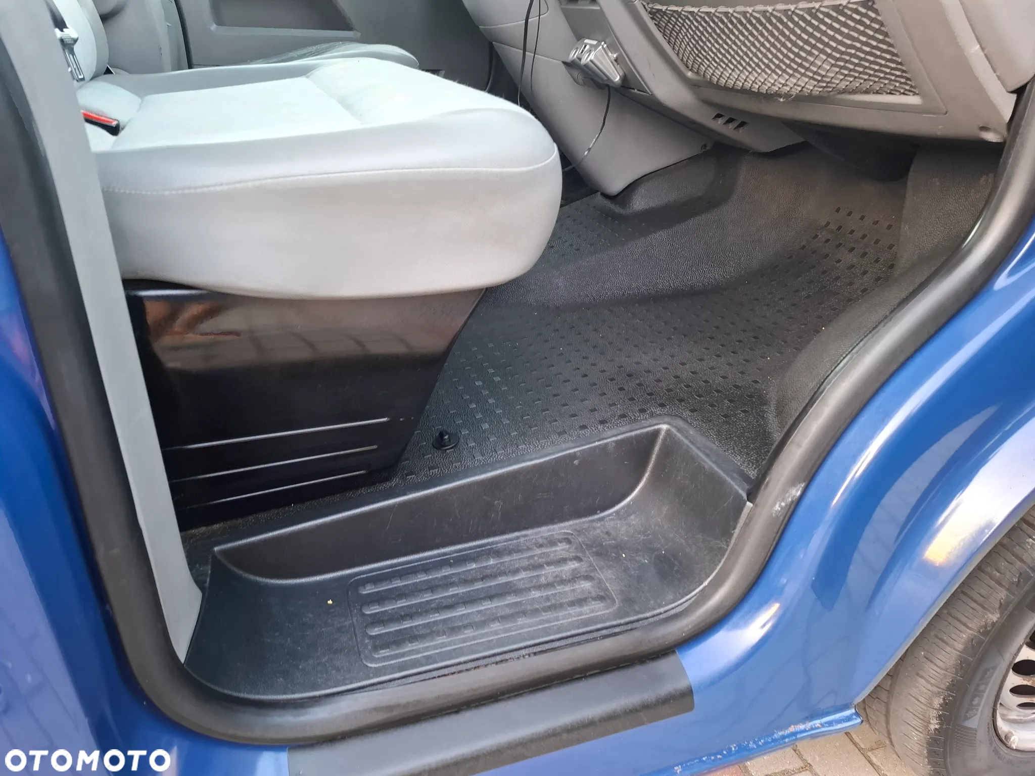 Volkswagen Transporter T5 TDI L2H1 - 15