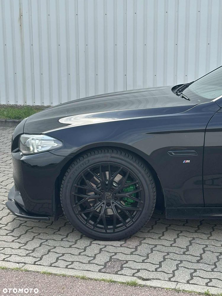 BMW Seria 5 520d xDrive - 9