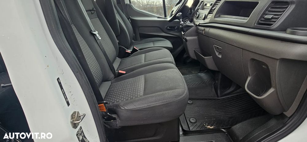 Ford Transit Doka 6locuri - 11