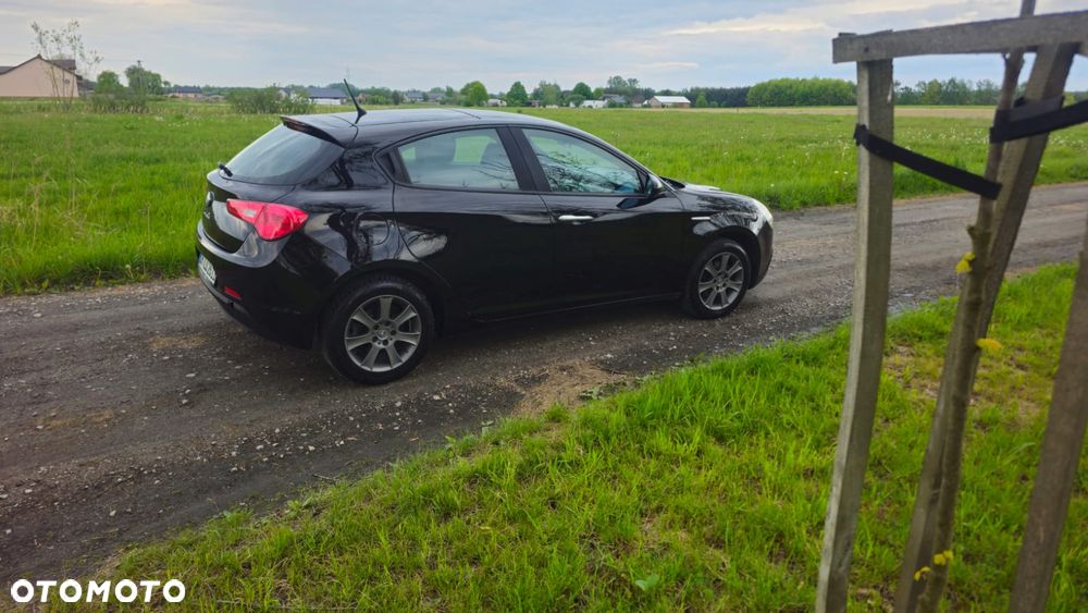 Alfa Romeo Giulietta - 8
