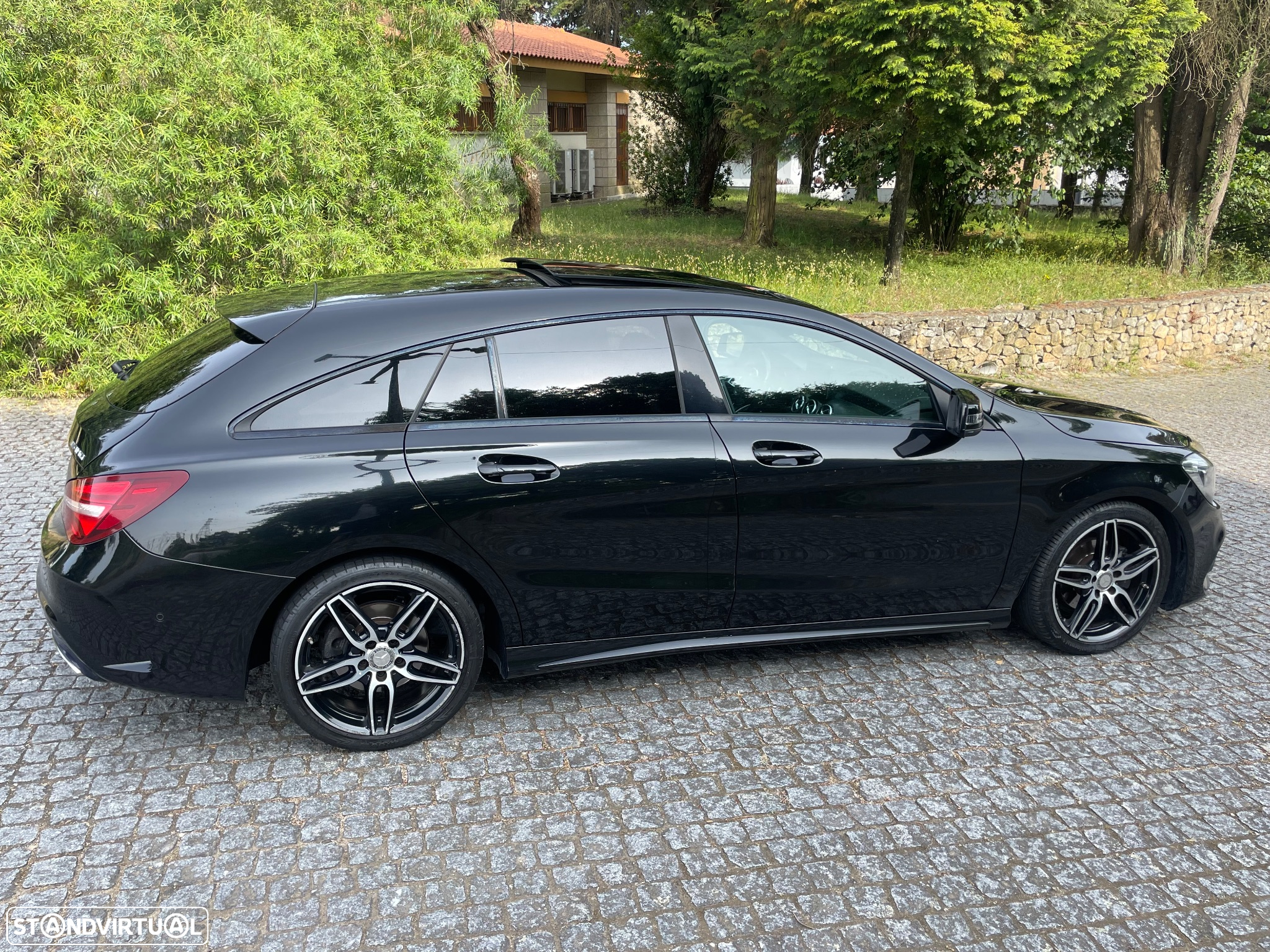 Mercedes-Benz CLA 180 d Shooting Brake AMG Line Aut. - 12