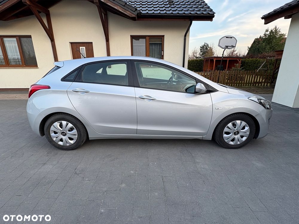 Hyundai i30 1.4 CRDi Trend - 6