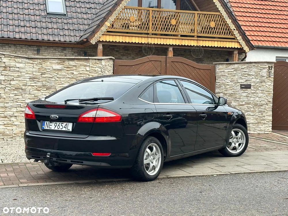 Ford Mondeo - 26