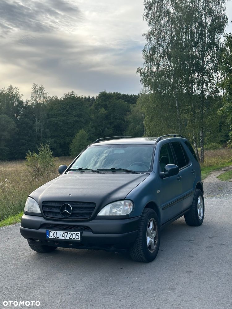 Mercedes-Benz ML 320 - 3