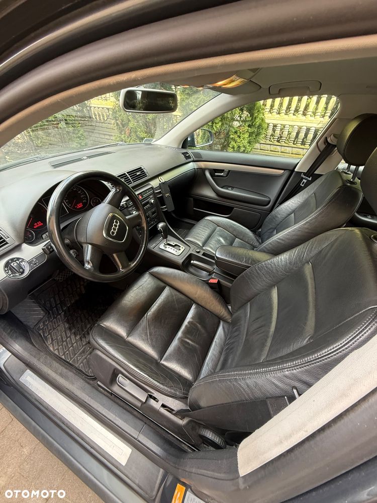 Audi A4 Avant 2.0 TDI Multitronic - 9