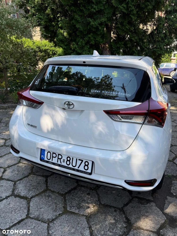 Toyota Auris 1.6 Classic Plus - 4