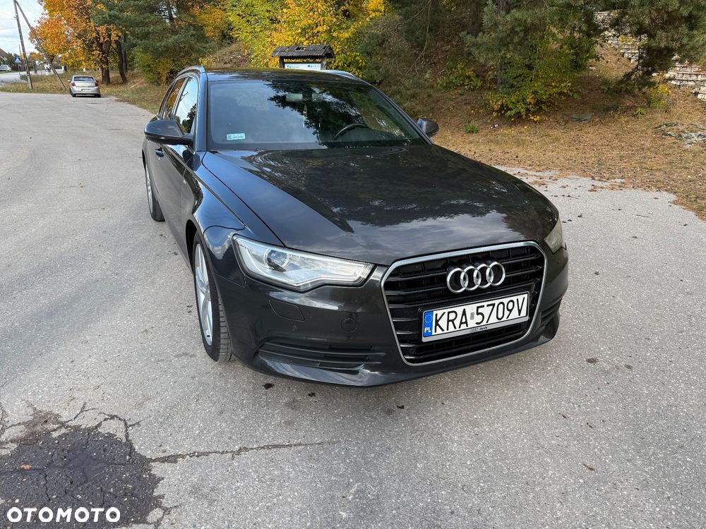 Audi A6 Avant 2012 photo 2