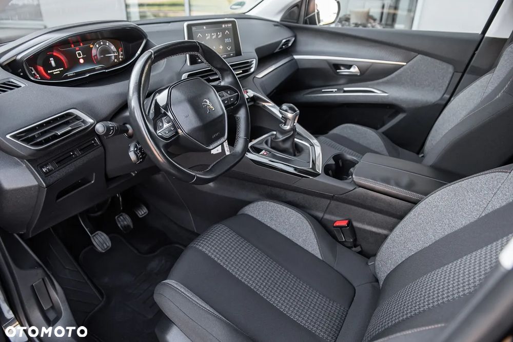 Peugeot 5008 - 15