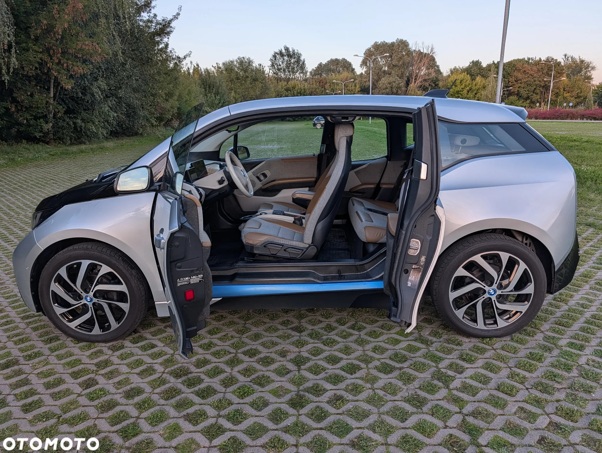 BMW i3 (Range Extender) - 13