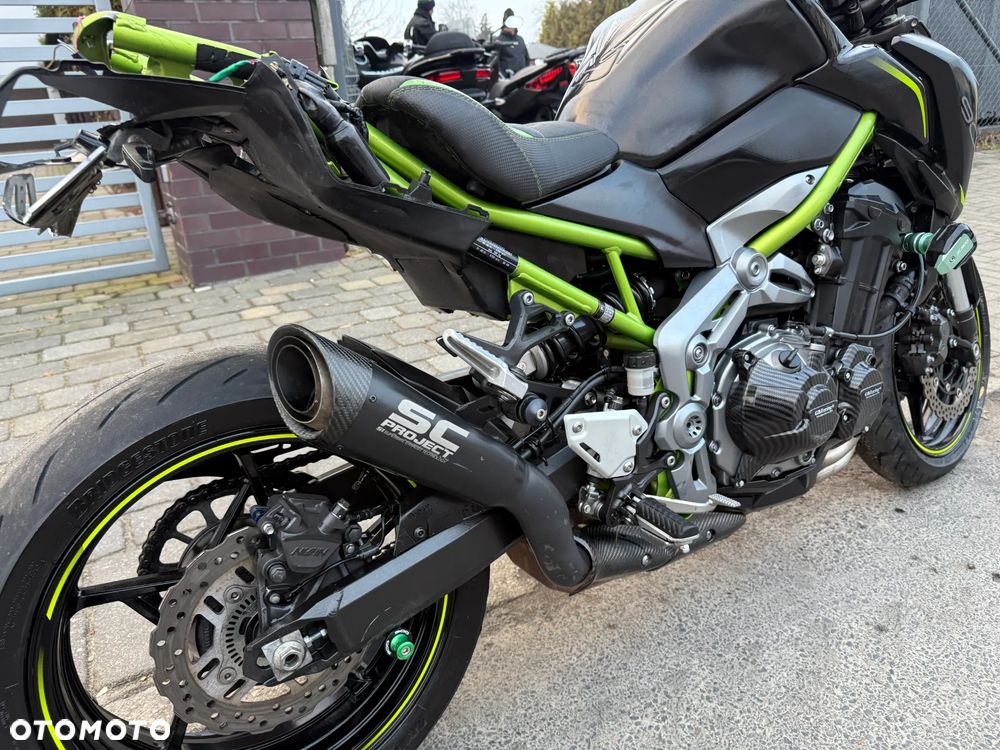 Kawasaki Z 900 - 24