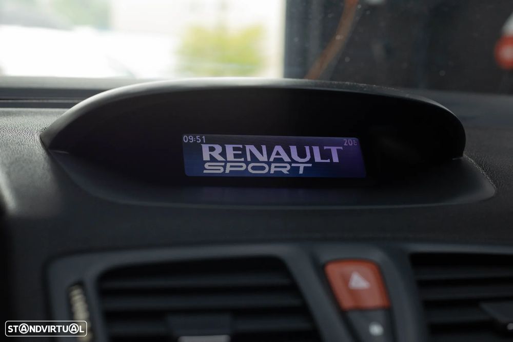 Renault Mégane Coupe 2.0 T 16V RS - 21