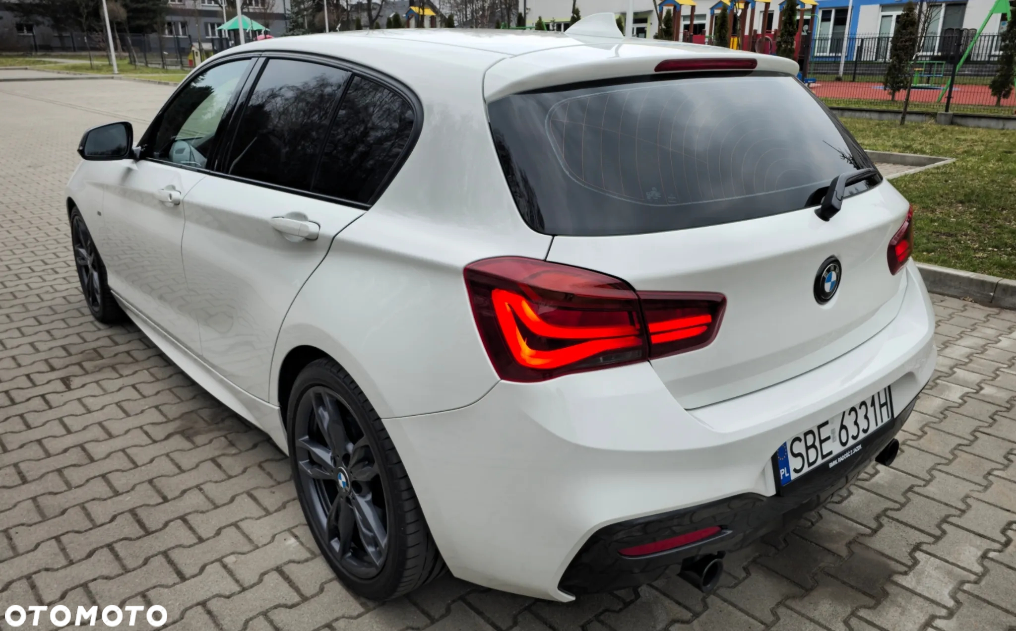BMW Seria 1 M140i xDrive Shadow sport - 3