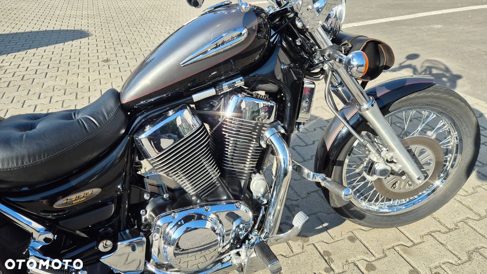 Suzuki Intruder - 3