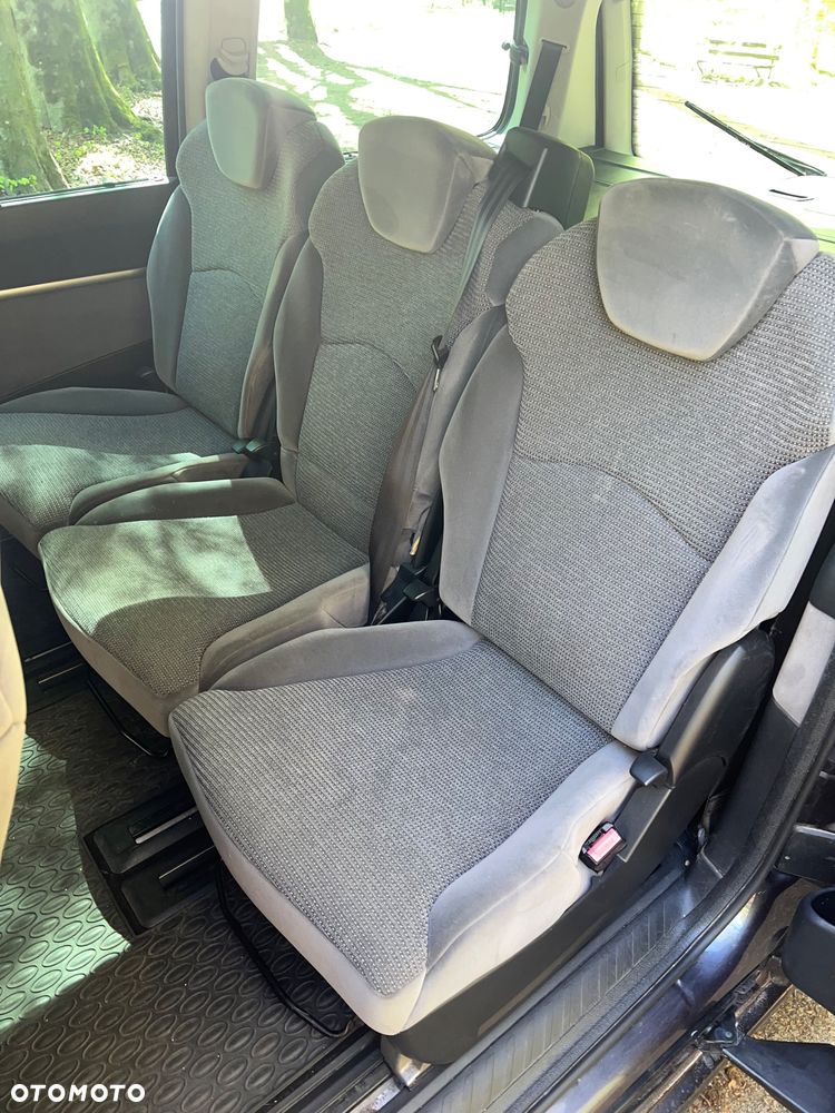 Peugeot 807 2.0 HDi Premium Euro5 - 12