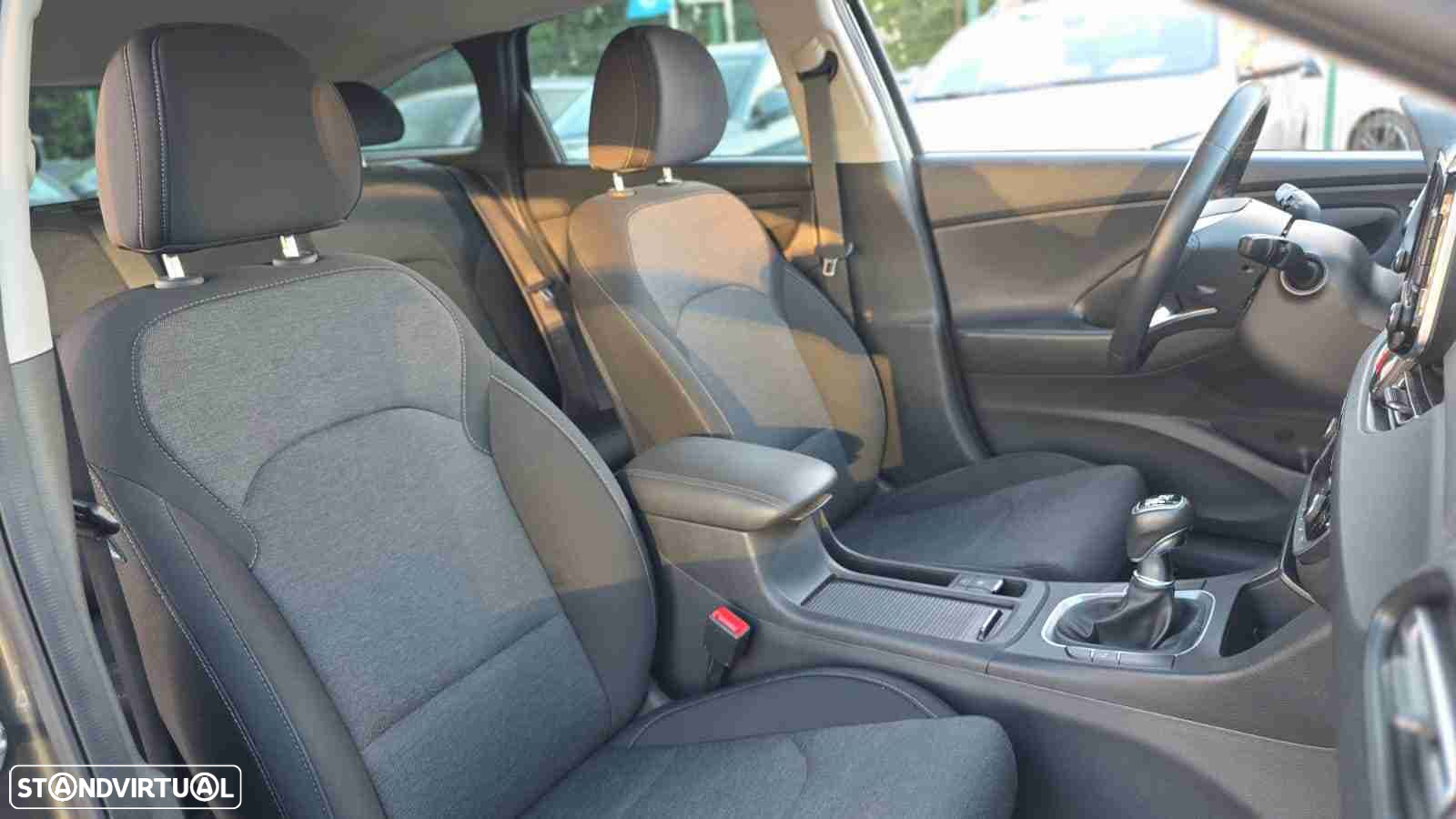 Hyundai i30 SW 1.0 T-GDi Style Plus - 9