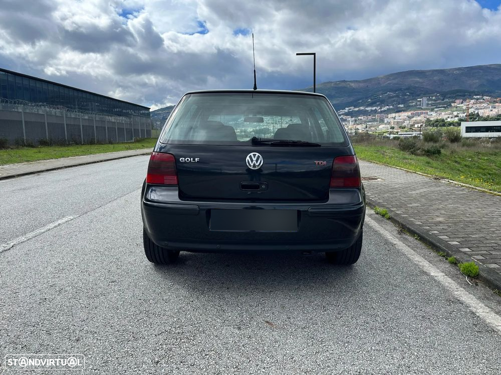 VW Golf - 5