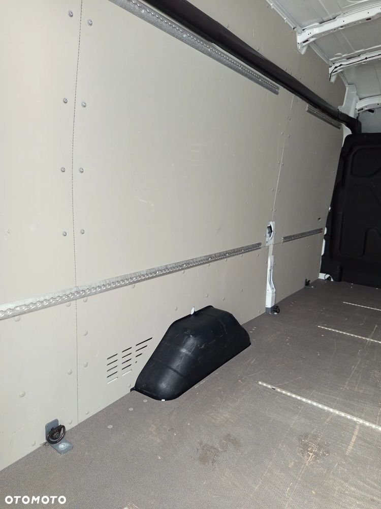 Ford transit - 21